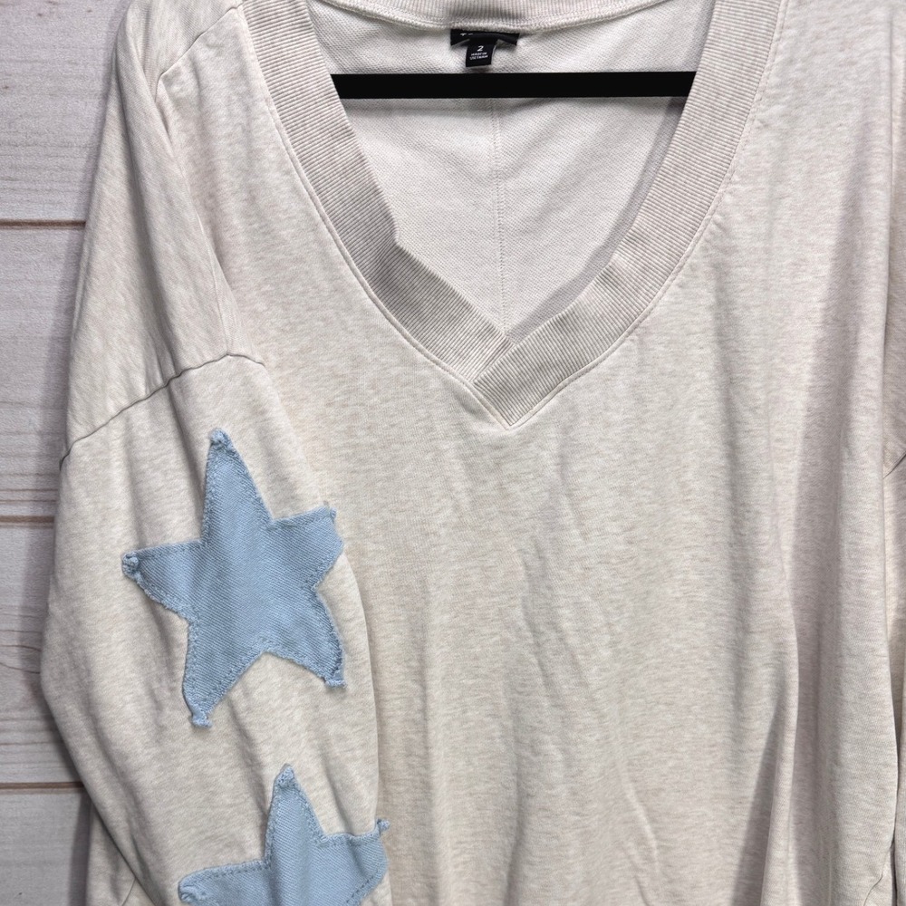 Torrid Womens 2 Oatmeal‎ Cream Star Patch V-Neck Sweatshirt Oversized Pullover - Picture 4 of 7